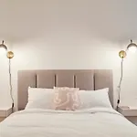 Ch-Apartments, Downtown